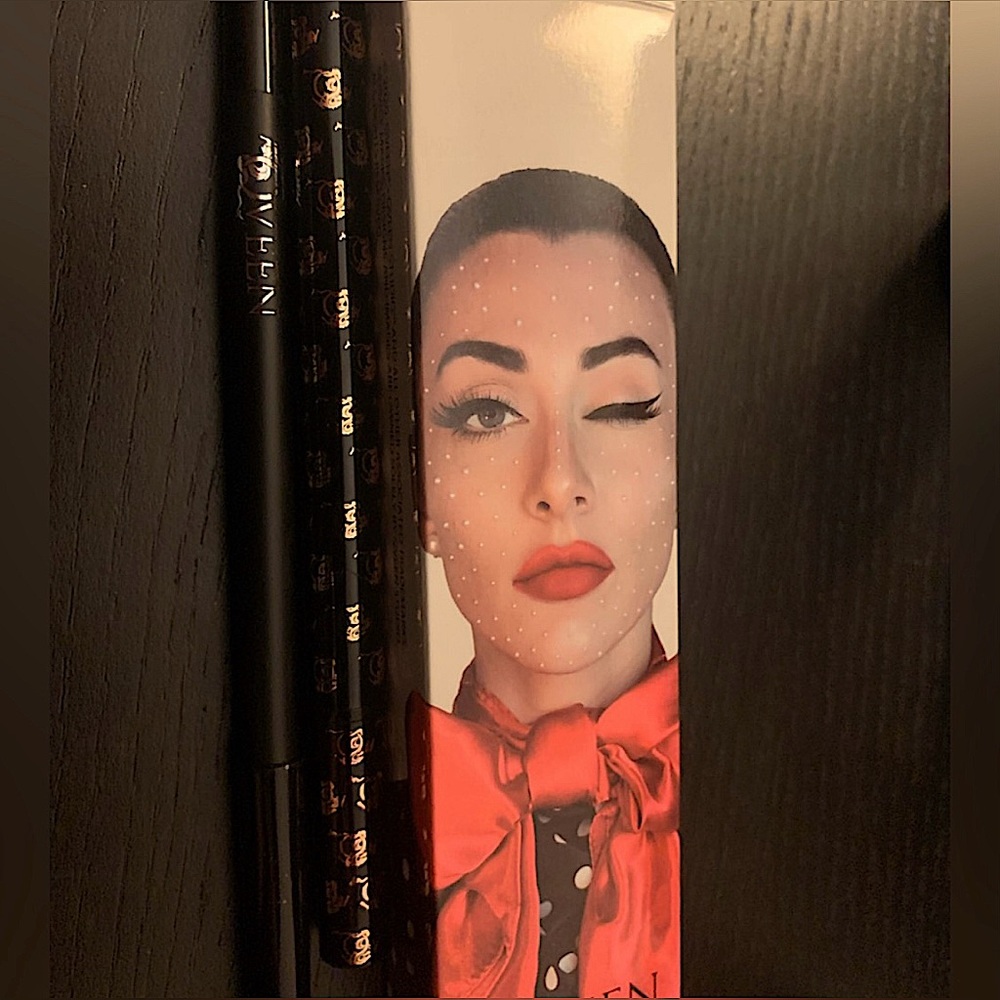 Qveen Beauty Dragon Liner duo